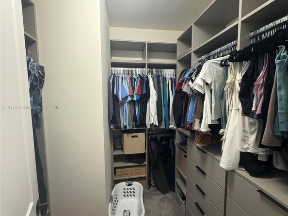 2162 Appleton Cir N, Oakland Park FL 33309