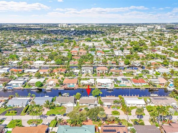 351 SE 16th Ave, Pompano Beach FL 33060