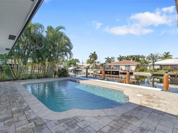 351 SE 16th Ave, Pompano Beach FL 33060