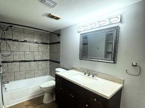 12760 Vista Isles Dr 715, Sunrise FL 33325