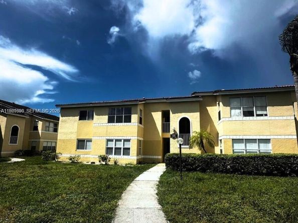 12760 Vista Isles Dr 715, Sunrise FL 33325