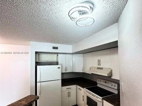 12760 Vista Isles Dr 715, Sunrise FL 33325