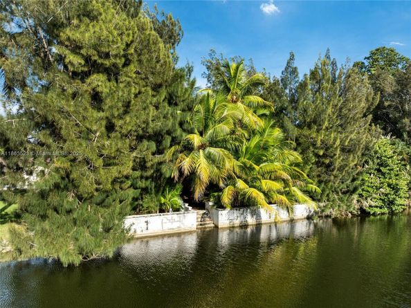 12800 Griffing Blvd, North Miami FL 33161