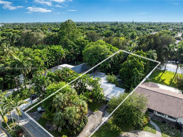 12800 Griffing Blvd, North Miami FL 33161
