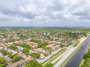 10 NW 110th Ave, Plantation FL 33324