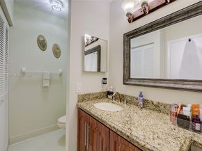 10 NW 110th Ave, Plantation FL 33324