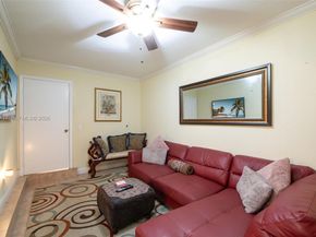 10 NW 110th Ave, Plantation FL 33324