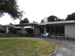 1040 NW 149th St, Miami FL 33168