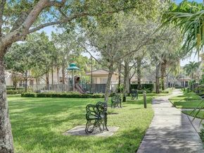 4749 N Grand Cypress Cir N, Coconut Creek FL 33073