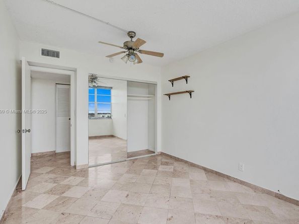 2025 NE 164th St 716, North Miami Beach FL 33162