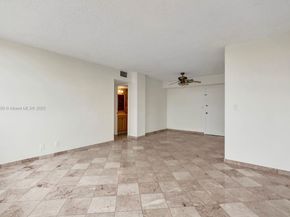 2025 NE 164th St 716, North Miami Beach FL 33162