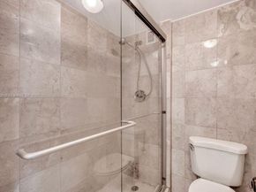2025 NE 164th St 716, North Miami Beach FL 33162