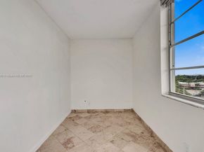 2025 NE 164th St 716, North Miami Beach FL 33162