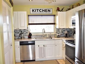 9320 Sunrise Lakes Blvd 306, Sunrise FL 33322