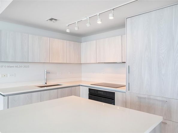 3131 NE 7th Ave 4706, Miami FL 33137
