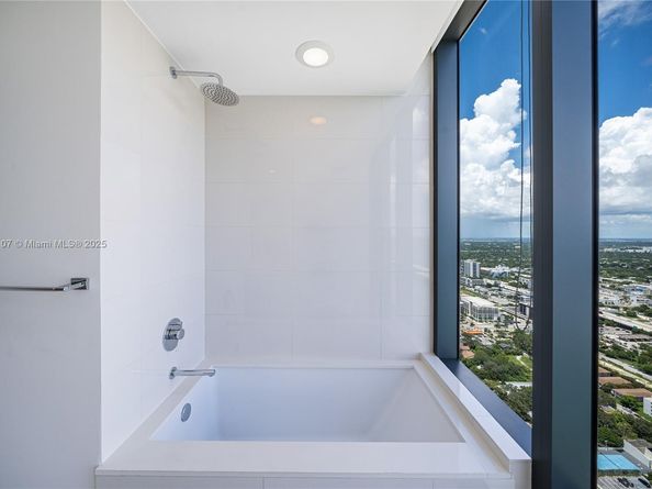 3131 NE 7th Ave 4706, Miami FL 33137