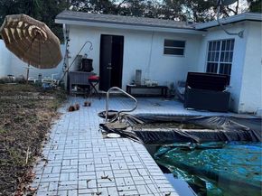 6541 Sherman St, Hollywood FL 33024