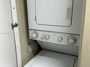 301 SW 86th Ave 102, Pembroke Pines FL 33025