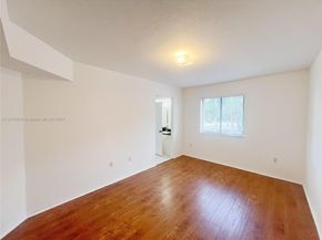 9340 Fontainebleau Blvd W206, Miami FL 33172