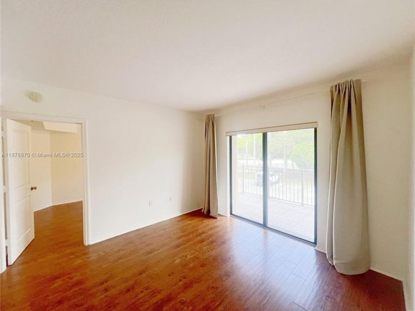 9340 Fontainebleau Blvd W206, Miami FL 33172