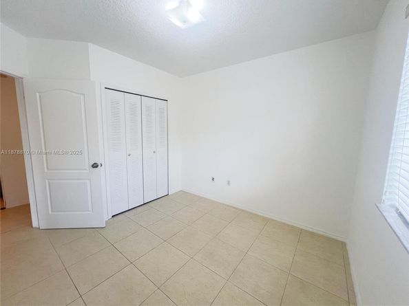 9340 Fontainebleau Blvd W206, Miami FL 33172