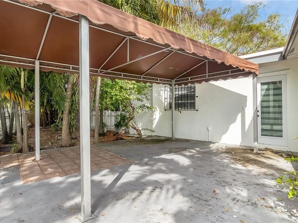 305 Opa Locka Blvd, North Miami FL 33168