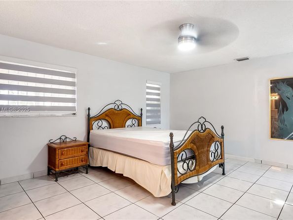 305 Opa Locka Blvd, North Miami FL 33168