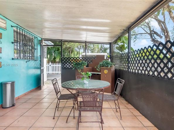 305 Opa Locka Blvd, North Miami FL 33168