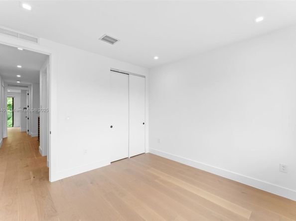 3130 & 3132 Plaza St, Miami FL 33133
