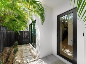 3130 & 3132 Plaza St, Miami FL 33133