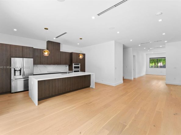 3130 & 3132 Plaza St, Miami FL 33133
