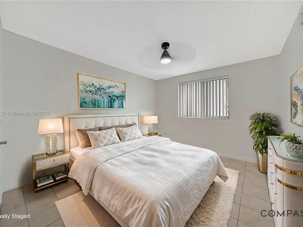 2620 S University Dr 109, Davie FL 33328