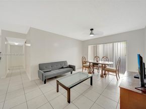2620 S University Dr 109, Davie FL 33328