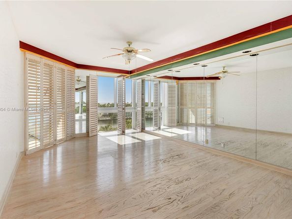3802 NE 207th St 601, Aventura FL 33180