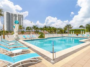 3802 NE 207th St 601, Aventura FL 33180