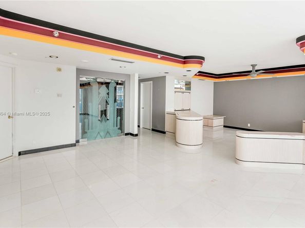 3802 NE 207th St 601, Aventura FL 33180