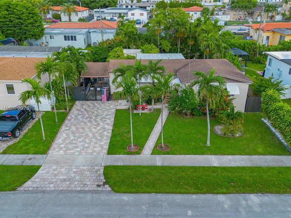 8341 SW 27th Ln, Miami FL 33155