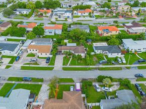 8341 SW 27th Ln, Miami FL 33155