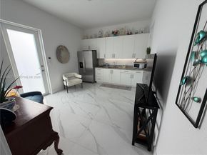 22255 SW 132nd Ave, Miami FL 33170