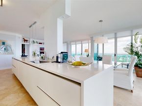 5025 Collins Ave 2206, Miami Beach FL 33140