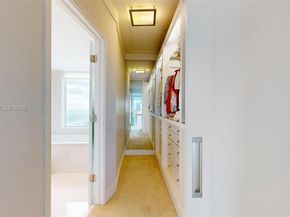 5025 Collins Ave 2206, Miami Beach FL 33140