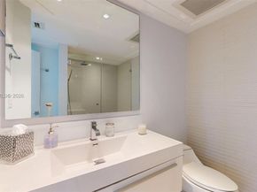5025 Collins Ave 2206, Miami Beach FL 33140