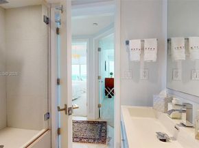 5025 Collins Ave 2206, Miami Beach FL 33140