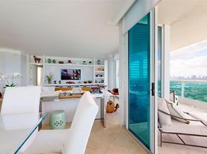 5025 Collins Ave 2206, Miami Beach FL 33140