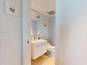 5025 Collins Ave 2206, Miami Beach FL 33140