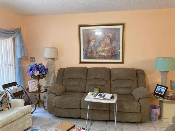 8124 SW 81st Ter, Miami FL 33143