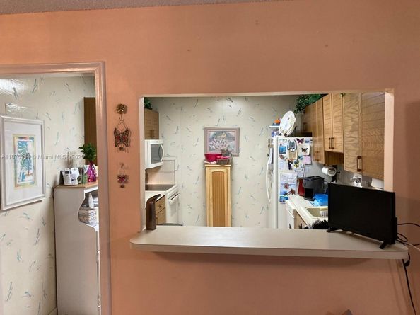 8124 SW 81st Ter, Miami FL 33143