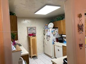 8124 SW 81st Ter, Miami FL 33143