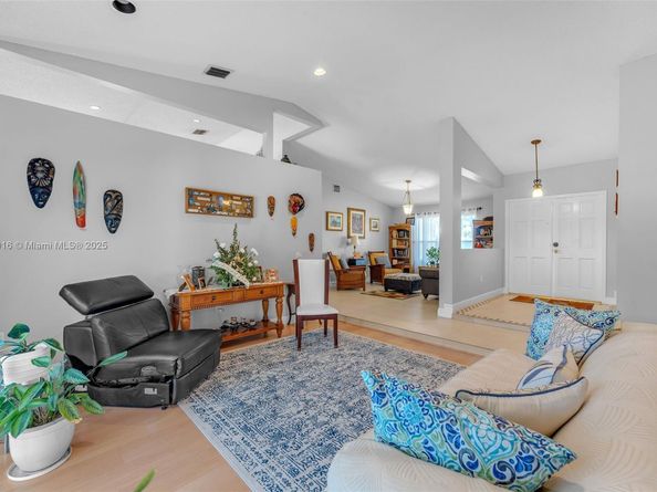 11321 SW 152nd Pl, Miami FL 33196