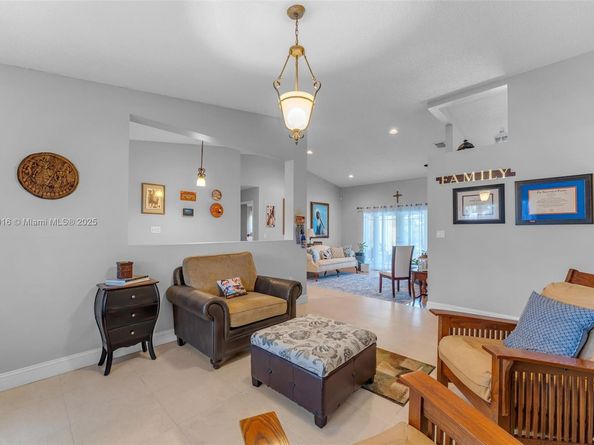 11321 SW 152nd Pl, Miami FL 33196